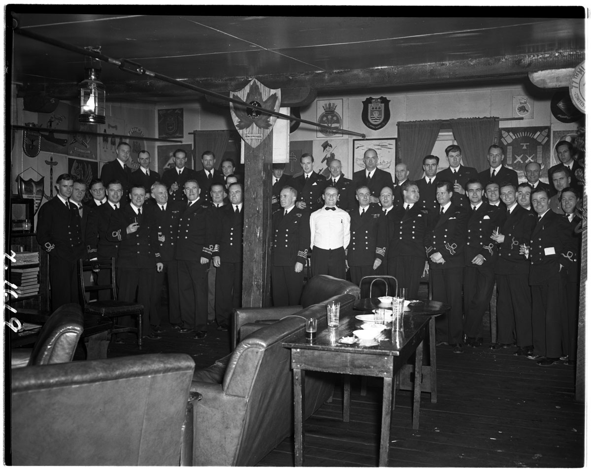 Crow's Nest 1945